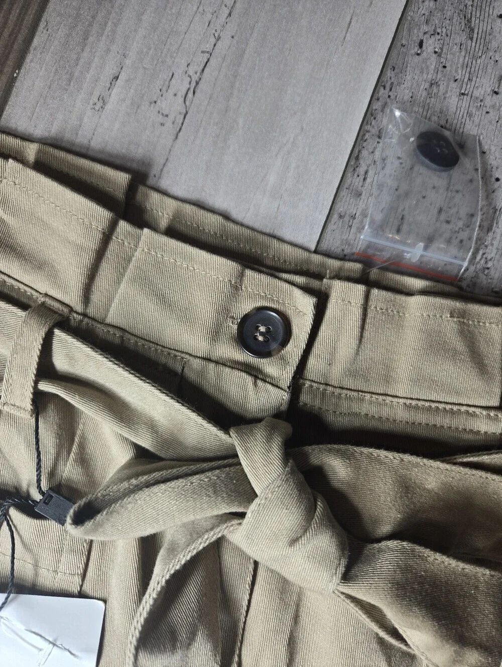 NWT Above Able Blu Pepper Tan Paperbag Waist Mini Skirt with Tie Women's Small